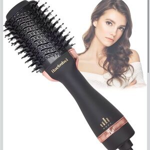 Black and Gold Hair Dryer Brush
